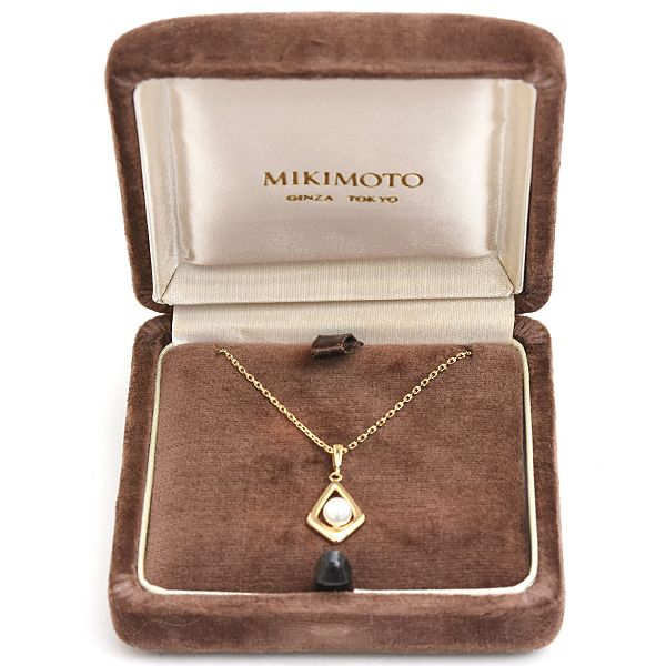 Mikimoto Square Charm Pearl Necklace with 4.8mm pearl on 40cm K18 gold chain