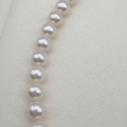 MIKIMOTO Necklace featuring 7mm pearls measuring 43 cm in length with a polished finish