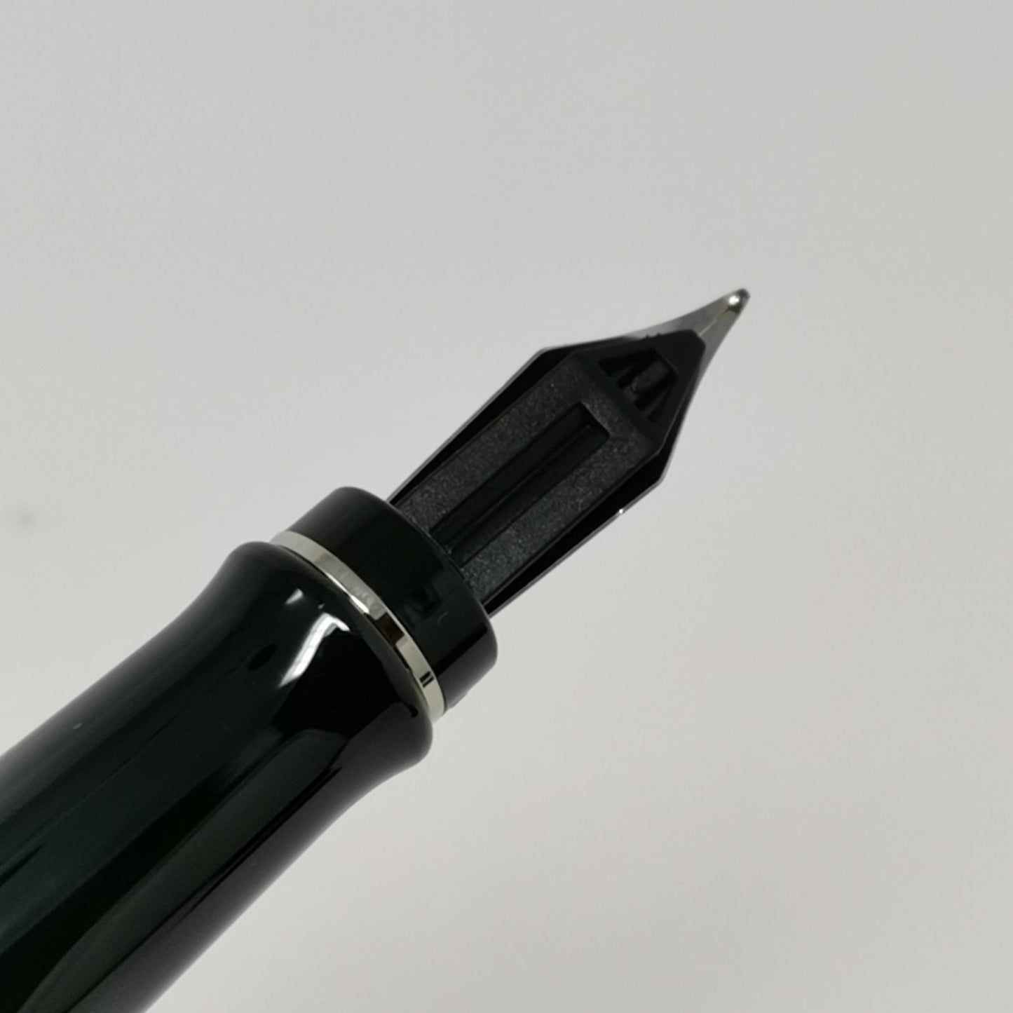 Waterman Paris ballpoint pen and fountain pen set with replacement ink cartridge and box