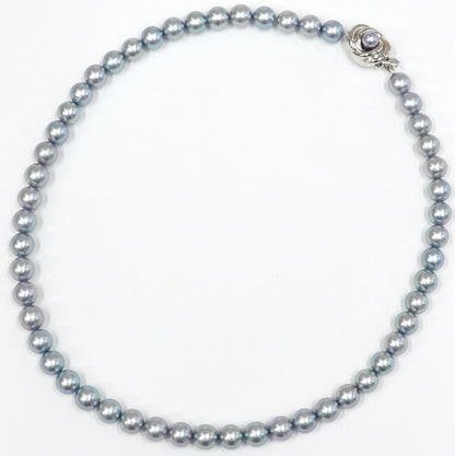 Tasaki Akoya pearl necklace with 7.5-8.0mm pearls and silver fittings, 41cm length