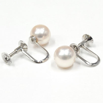 Tasaki Akoya pearl gradient necklace approximately 41cm with matching pearl earrings and silver clasp