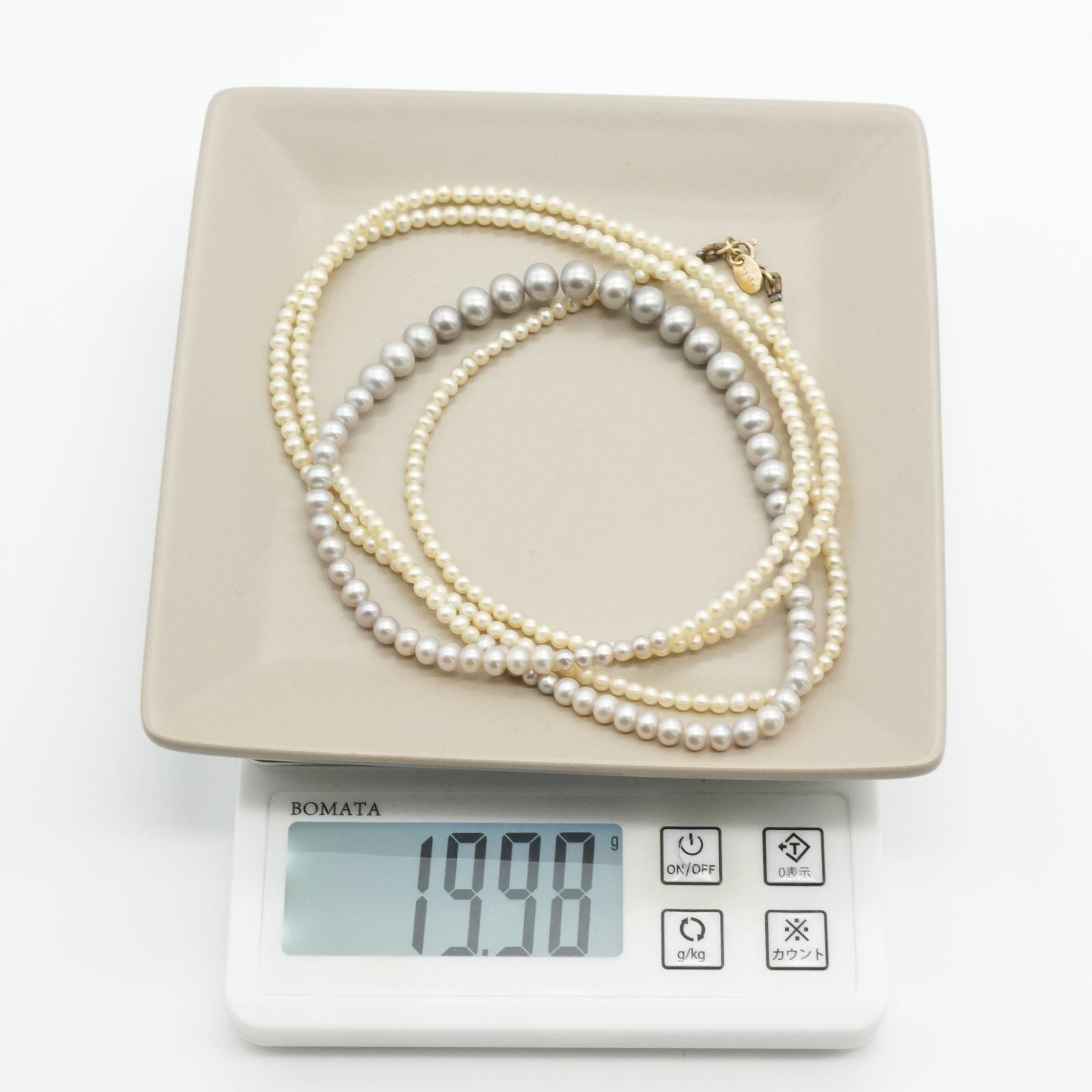 Agete K10 Pearl Long Necklace 25-2801 featuring delicate pearl accents on a fine gold chain