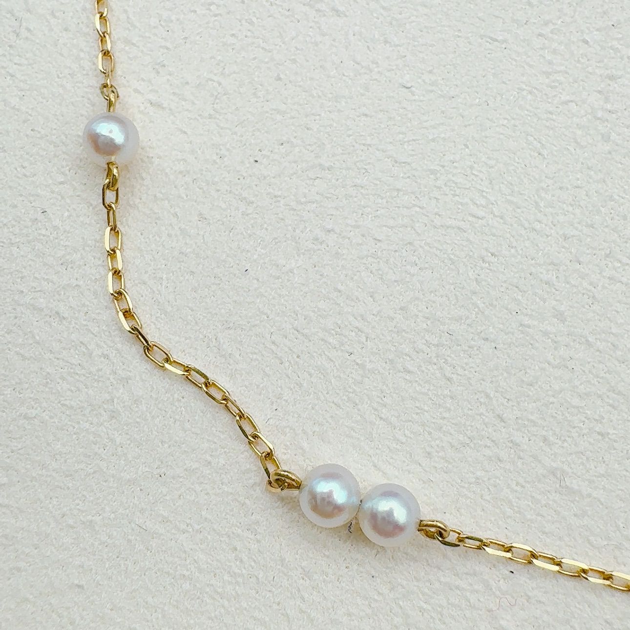 Mikimoto Station Pearl Necklace k18 featuring 3.8-4mm pearls on a 40cm gold chain
