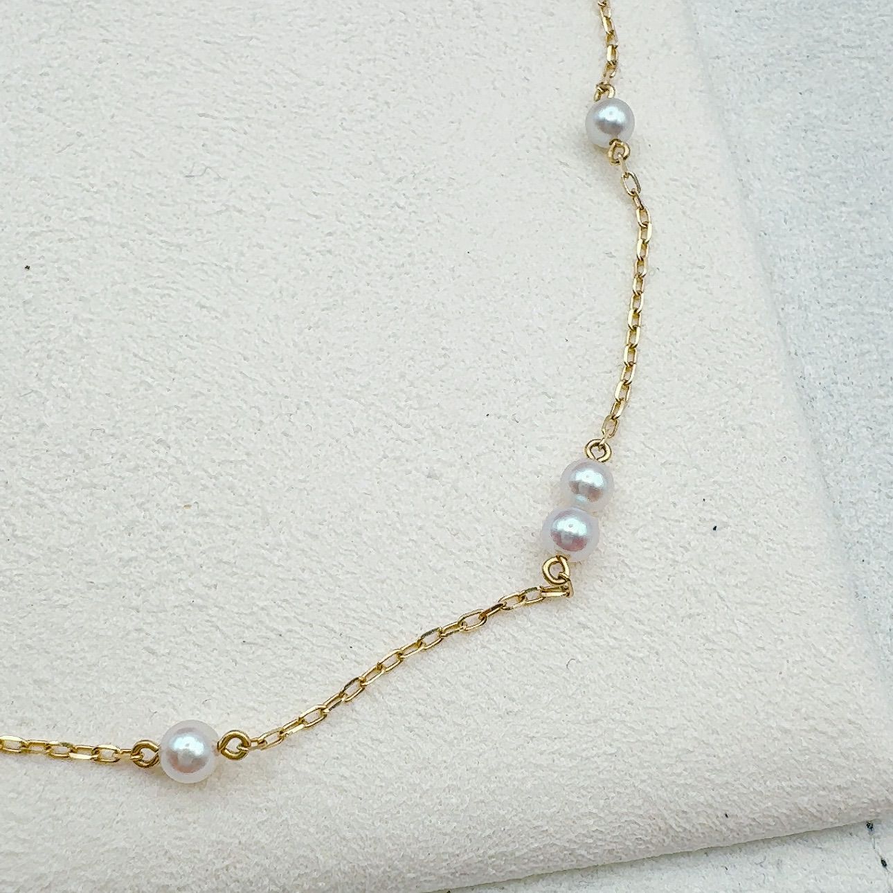 Mikimoto Station Pearl Necklace k18 featuring 3.8-4mm pearls on a 40cm gold chain