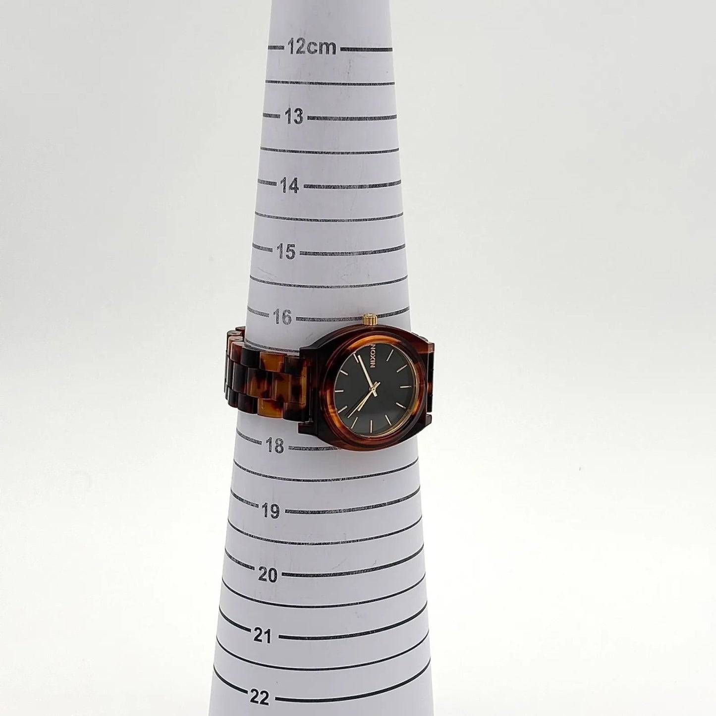 NIXON A327 Quartz Men's Watch — Japanese