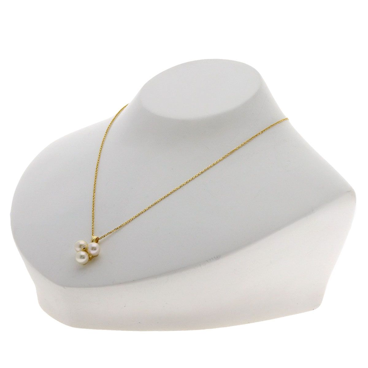 Mikimoto ladies necklace with 6.5mm pearl and diamond set in K18 yellow gold with 38cm chain length
