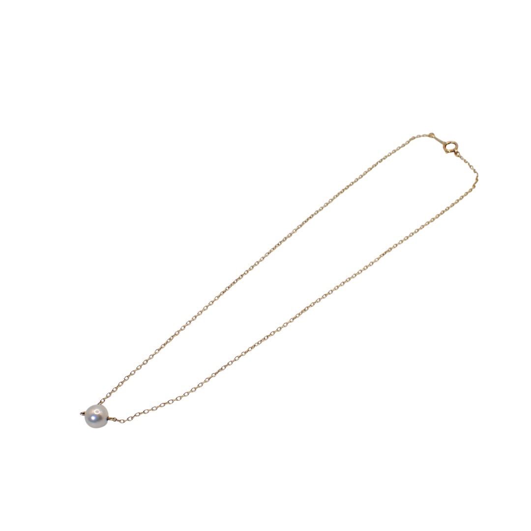 Mikimoto 6.6mm Akoya pearl necklace pendant with a 35cm yellow gold chain and natural pink pearl