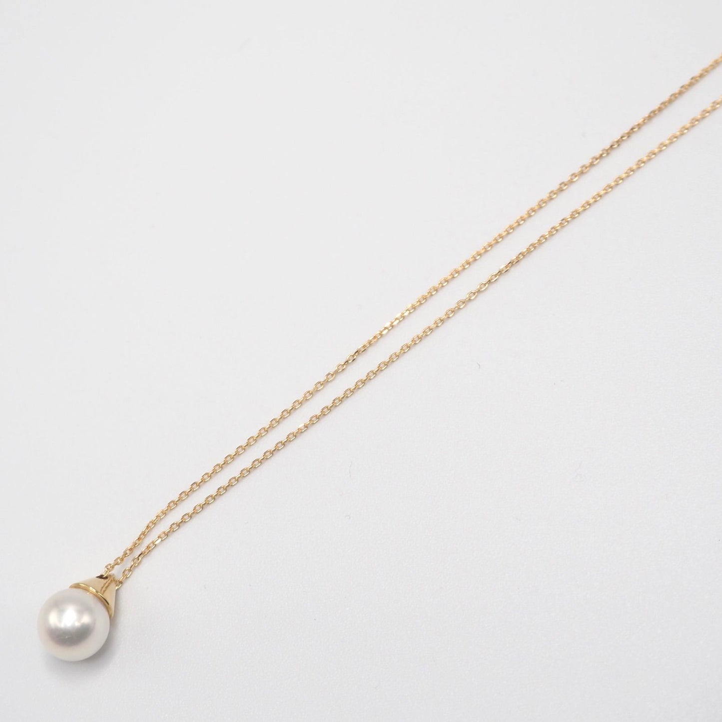 TASAKI pearl necklace made of K18 yellow gold with pearls, length 38 to 42 cm