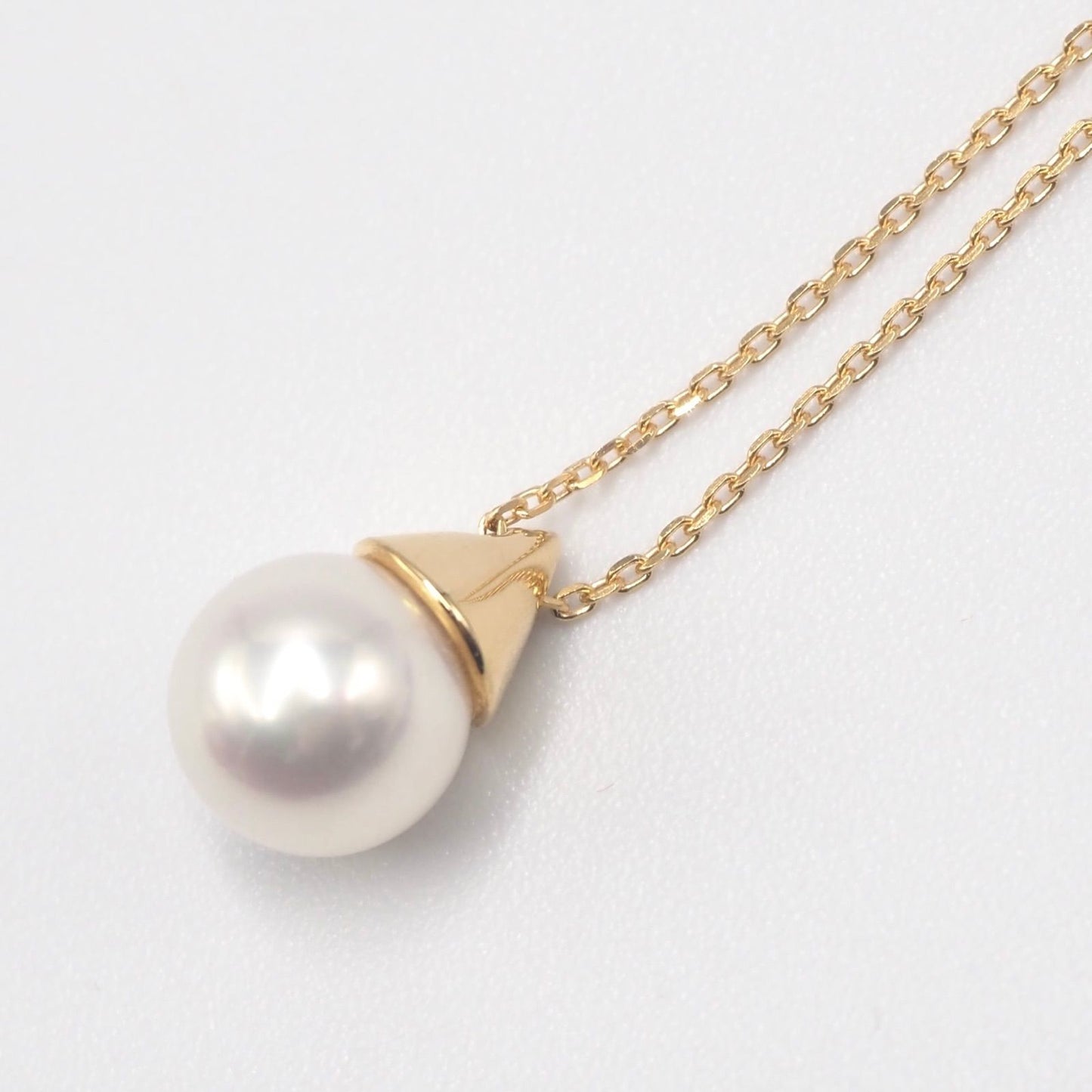 TASAKI pearl necklace made of K18 yellow gold with pearls, length 38 to 42 cm