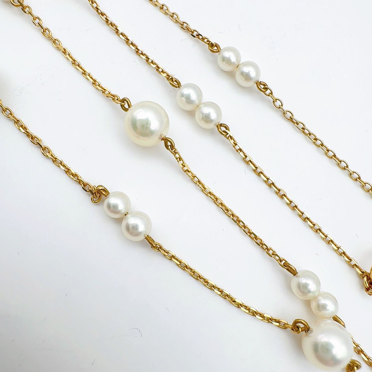 Mikimoto station pearl necklace with 3.7-6.4mm pearls on a 67cm K14 chain weighing 7.4g