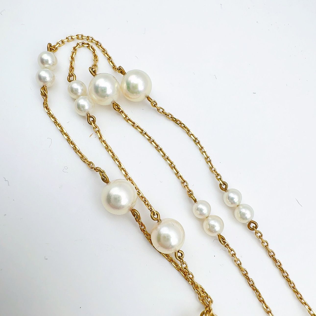 Mikimoto station pearl necklace with 3.7-6.4mm pearls on a 67cm K14 chain weighing 7.4g