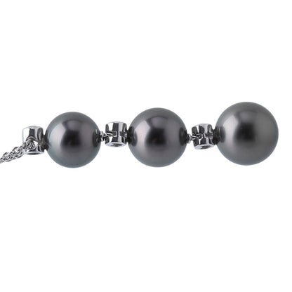 Mikimoto necklace with black South Sea pearls and diamonds set in 18K white gold, 55 cm length