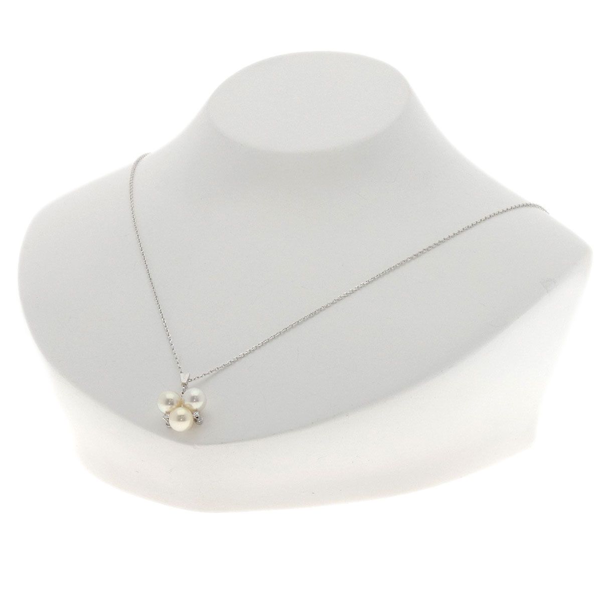 Mikimoto pearl necklace with 7.1mm pearls and 52cm K14 white gold chain for women