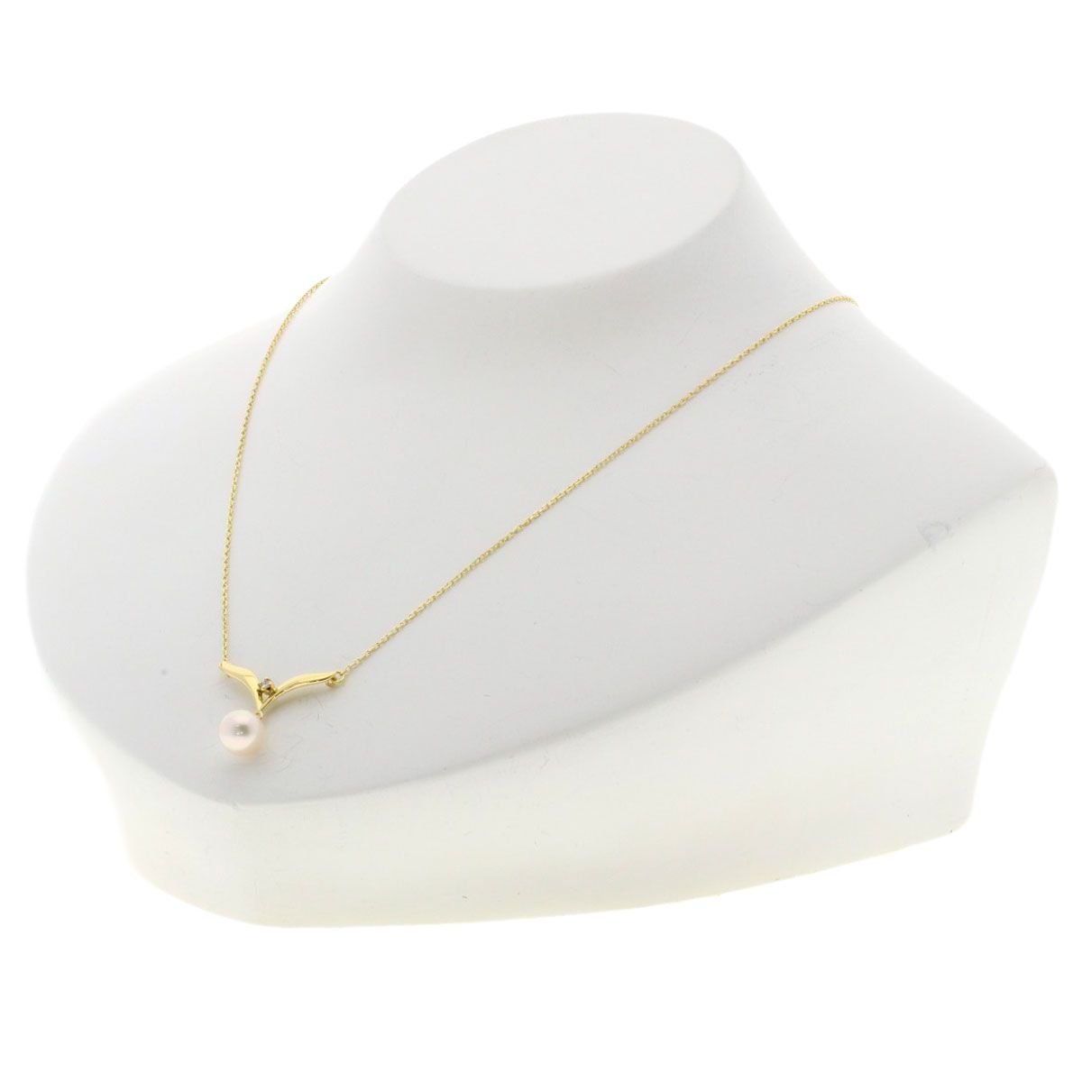 Mikimoto K18YG gold tone ladies necklace with pearl and diamond pendant and 42cm chain length