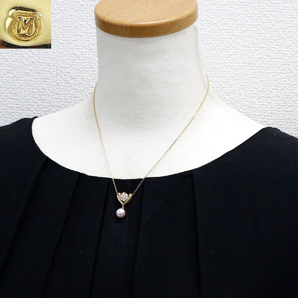 Mikimoto K18YG Akoya pearl pendant necklace with seven diamonds in yellow gold two-way design