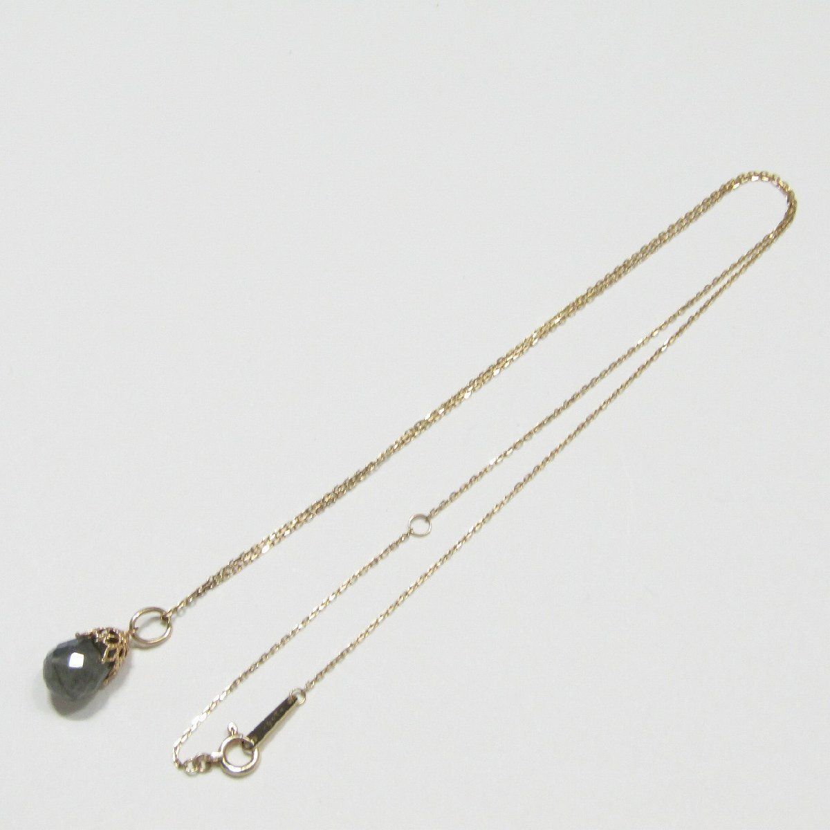 Agete Labrodite necklace in K10 yellow gold with 17 mm pendant on 40 cm chain