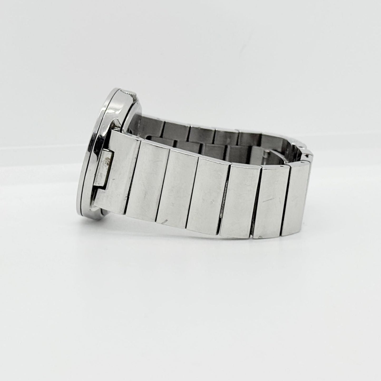 SEIKO VJ20-0010 Quartz Men's Watch — Japanese