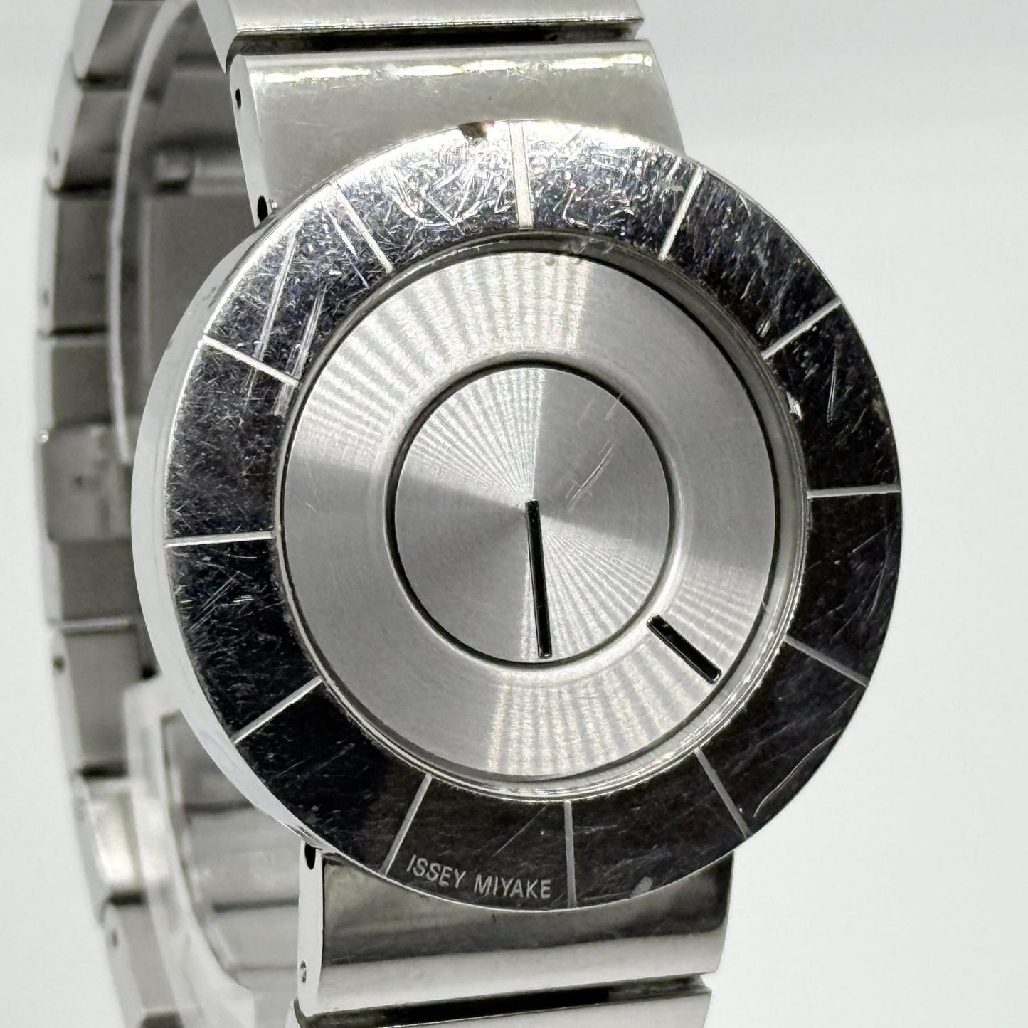 SEIKO VJ20-0010 Quartz Men's Watch — Japanese