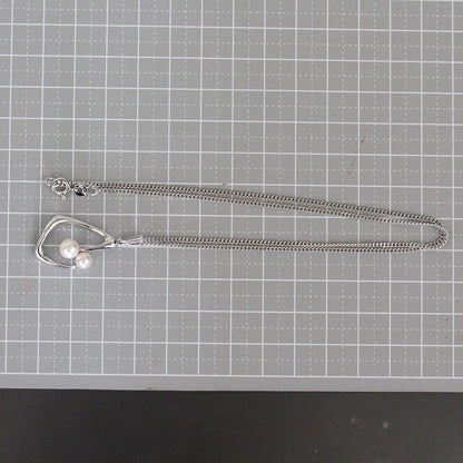 Mikimoto pearl necklace 45cm silver with two pearls of 6.1 mm and 5.2 mm size