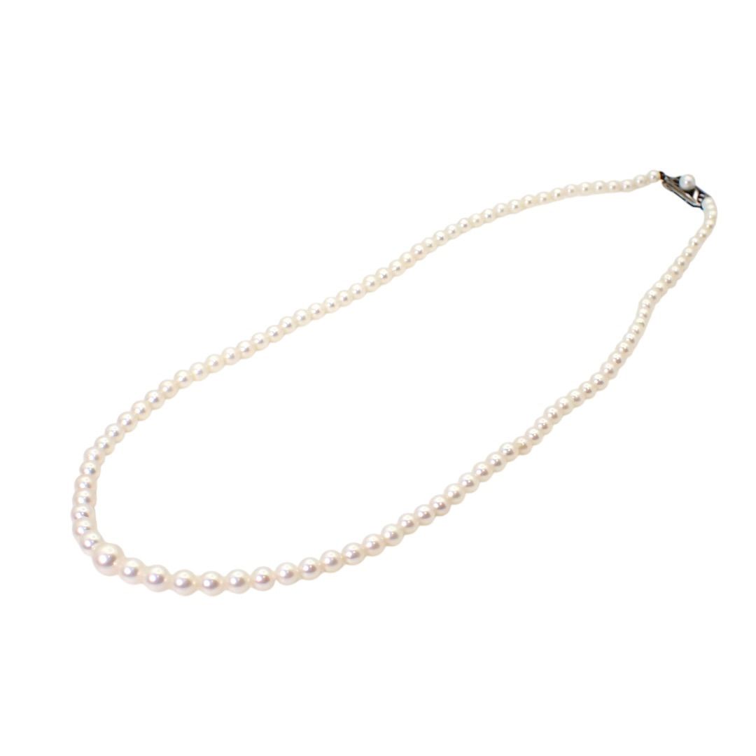 Mikimoto Akoya pearl necklace with 4-7mm white and natural pink pearls on a 45cm silver chain