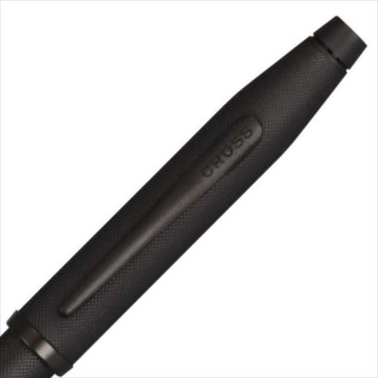 Kuro Century II NAT0082WG-132 oil-based ballpoint pen in midnight black with cap on a white background
