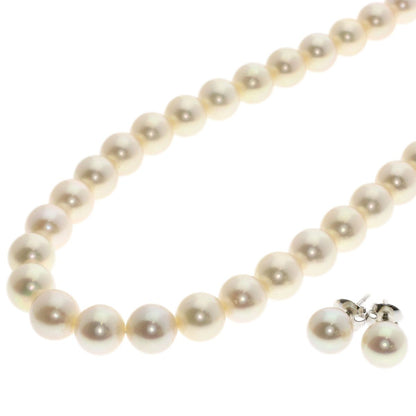 Tasaki pearl necklace and earring set with 7.5-9.4mm pearls on a 42cm white gold and silver chain