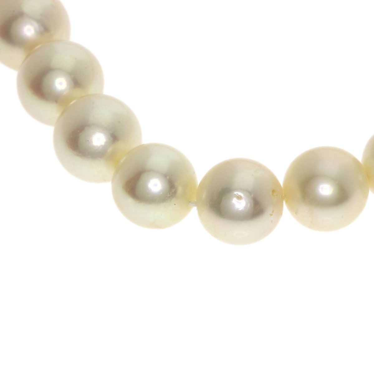 Tasaki pearl necklace and earring set with 7.5-9.4mm pearls on a 42cm white gold and silver chain