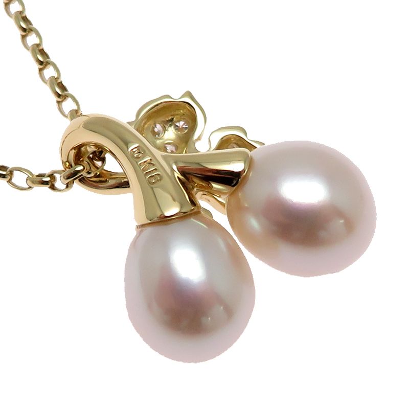 Mikimoto necklace in K18 yellow gold with 40 cm chain and 16.3 mm top width displayed on white background