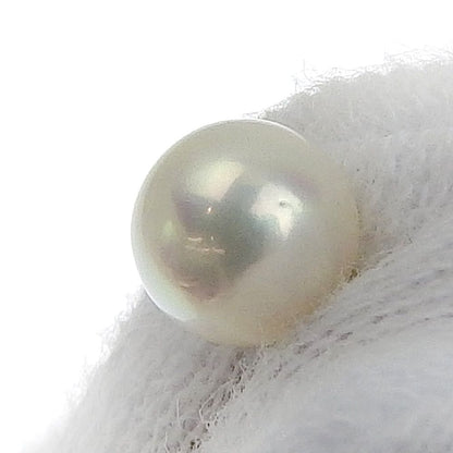 Mikimoto pendant top with white 7mm Akoya cultured pearl set in 14K yellow gold, measuring 0.8cm by 3.5cm