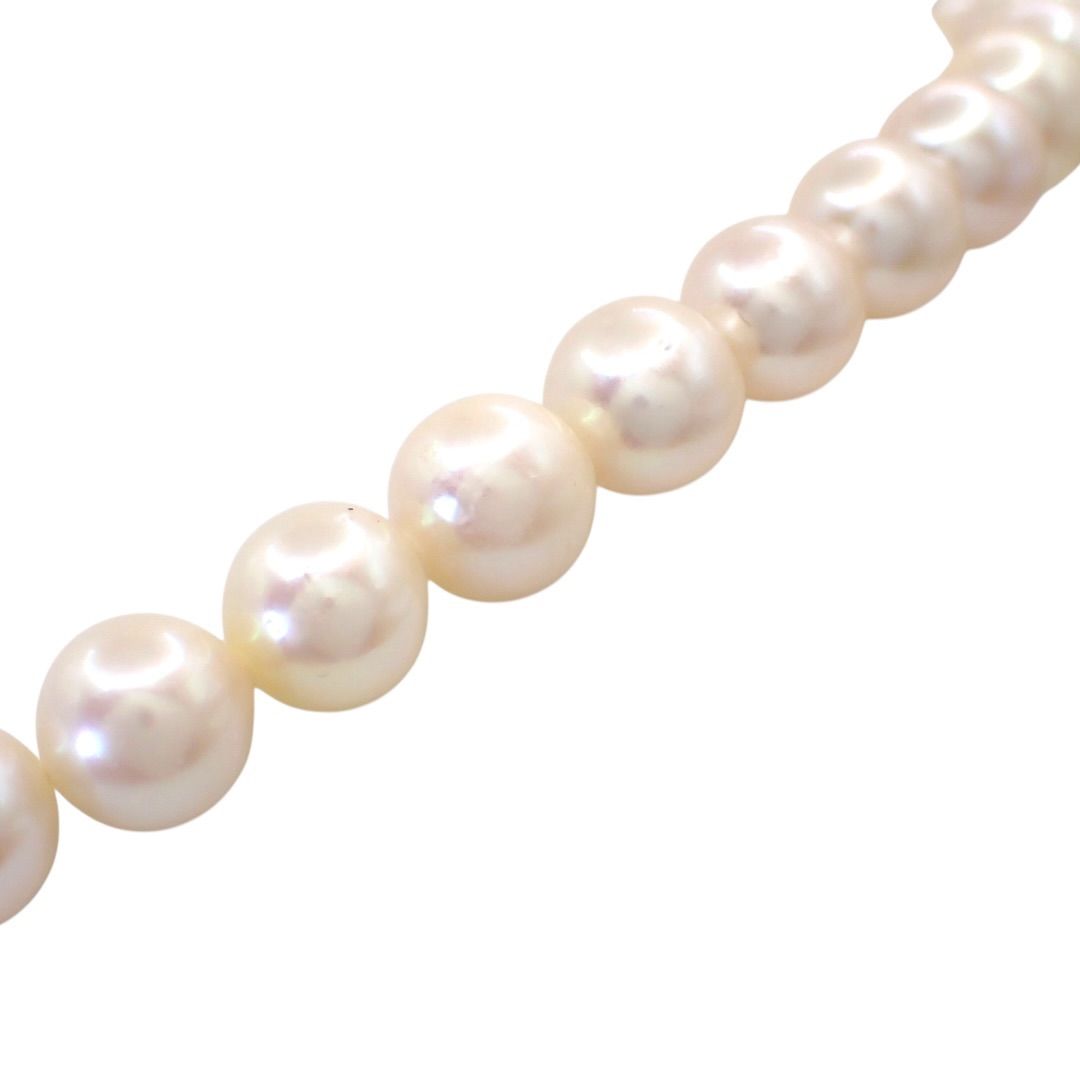 Tasaki pearl necklace featuring 8-8.5mm pearls on a 45cm chain