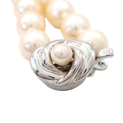 Tasaki pearl necklace featuring 8-8.5mm pearls on a 45cm chain