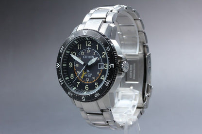 Citizen Promaster B877-R009257 solar-powered men's sports watch with 43mm case, black dial and stainless steel band