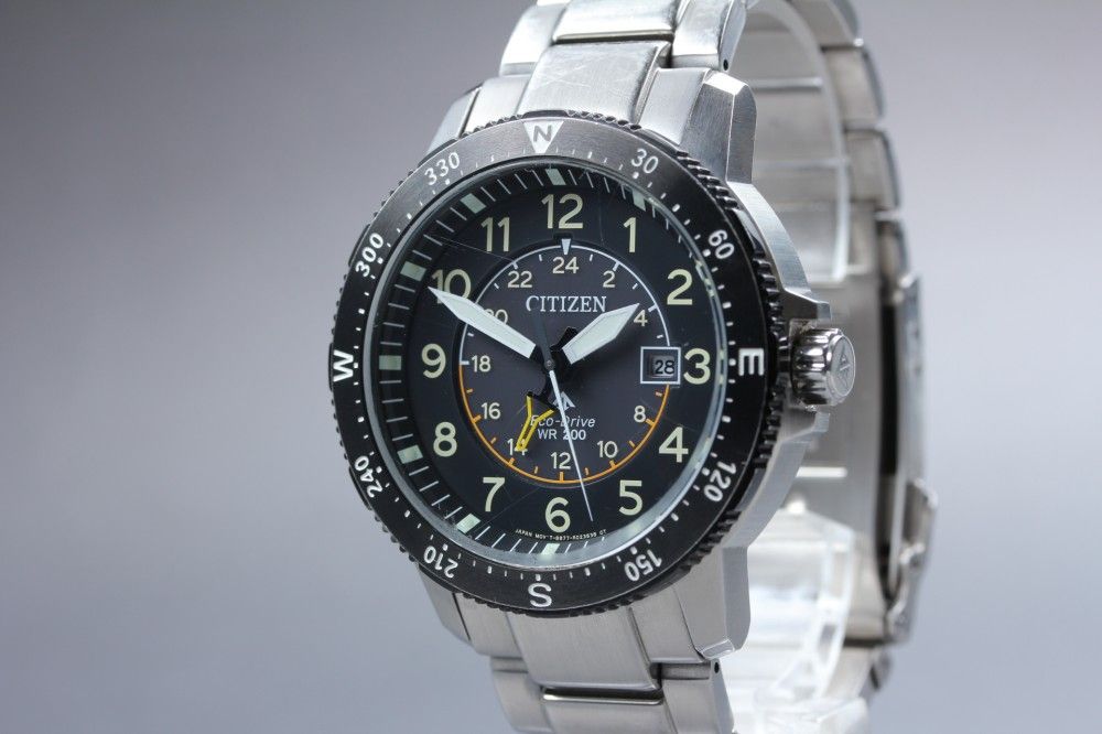 Citizen Promaster B877-R009257 solar-powered men's sports watch with 43mm case, black dial and stainless steel band
