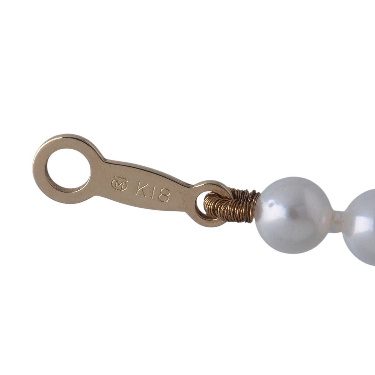 Mikimoto baby pearl necklace with 3.5-4.0mm Akoya pearls and 42cm yellow gold chain