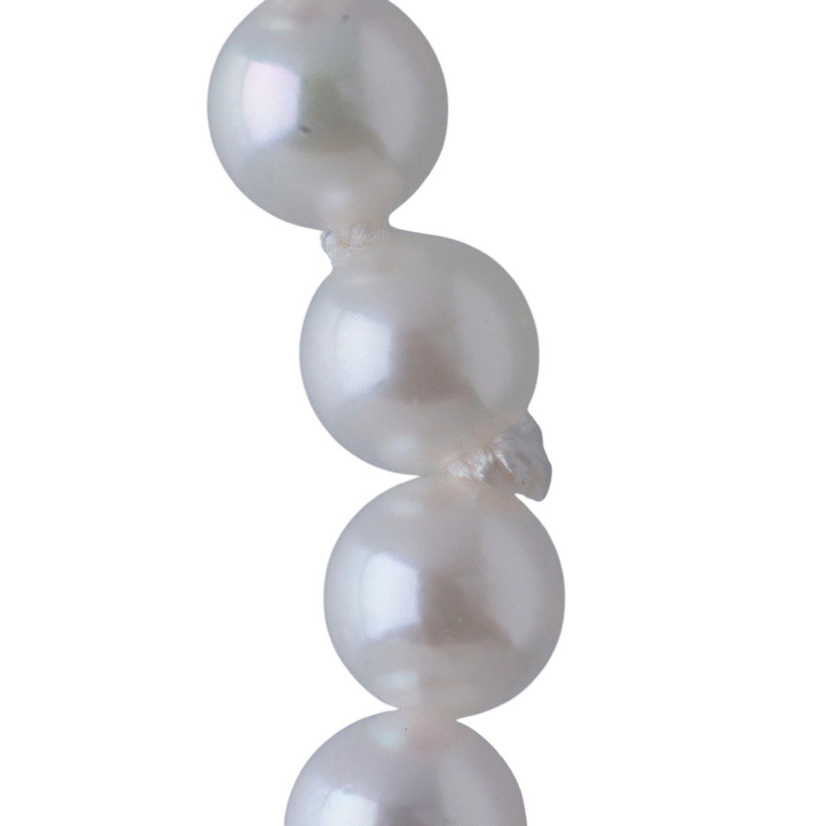 Mikimoto baby pearl necklace with 3.5-4.0mm Akoya pearls and 42cm yellow gold chain