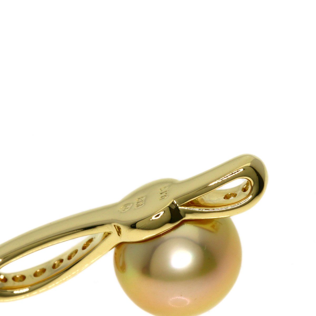Tasaki golden pearl diamond pendant top for ladies made of K18 yellow gold with 11.1mm pearl and diamond accents
