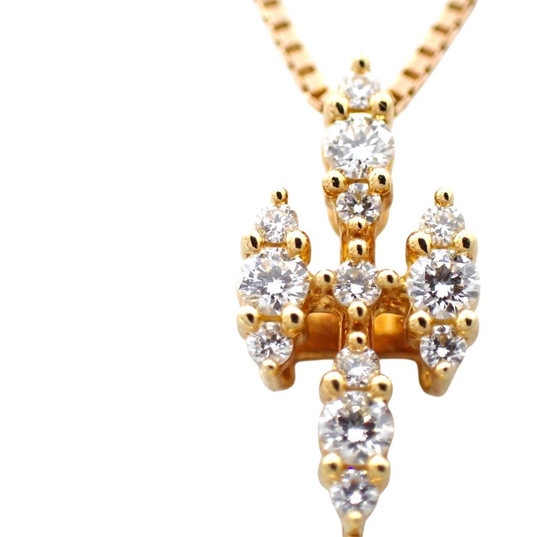 Tasaki 11mm white South Sea pearl necklace with diamond-accented K18 yellow gold cross pendant on a 44 cm chain