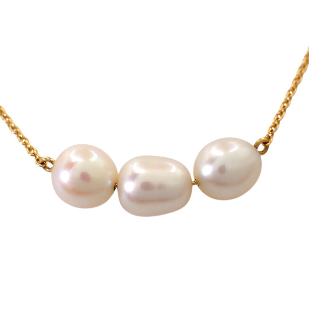 Tasaki Baroque Pearl Necklace with 3 natural pink pearls and K18 yellow gold pendant on 42 cm chain