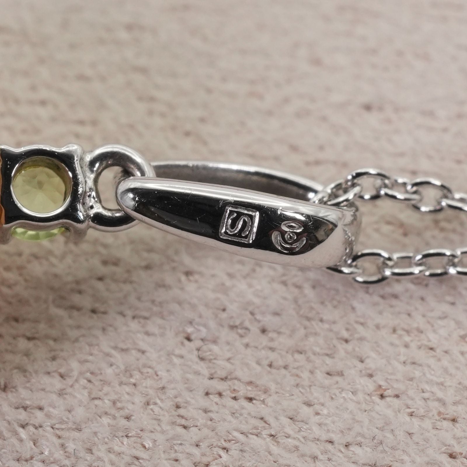 Tasaki silver necklace with Mabe pearl and green peridot gemstone model 26-0184