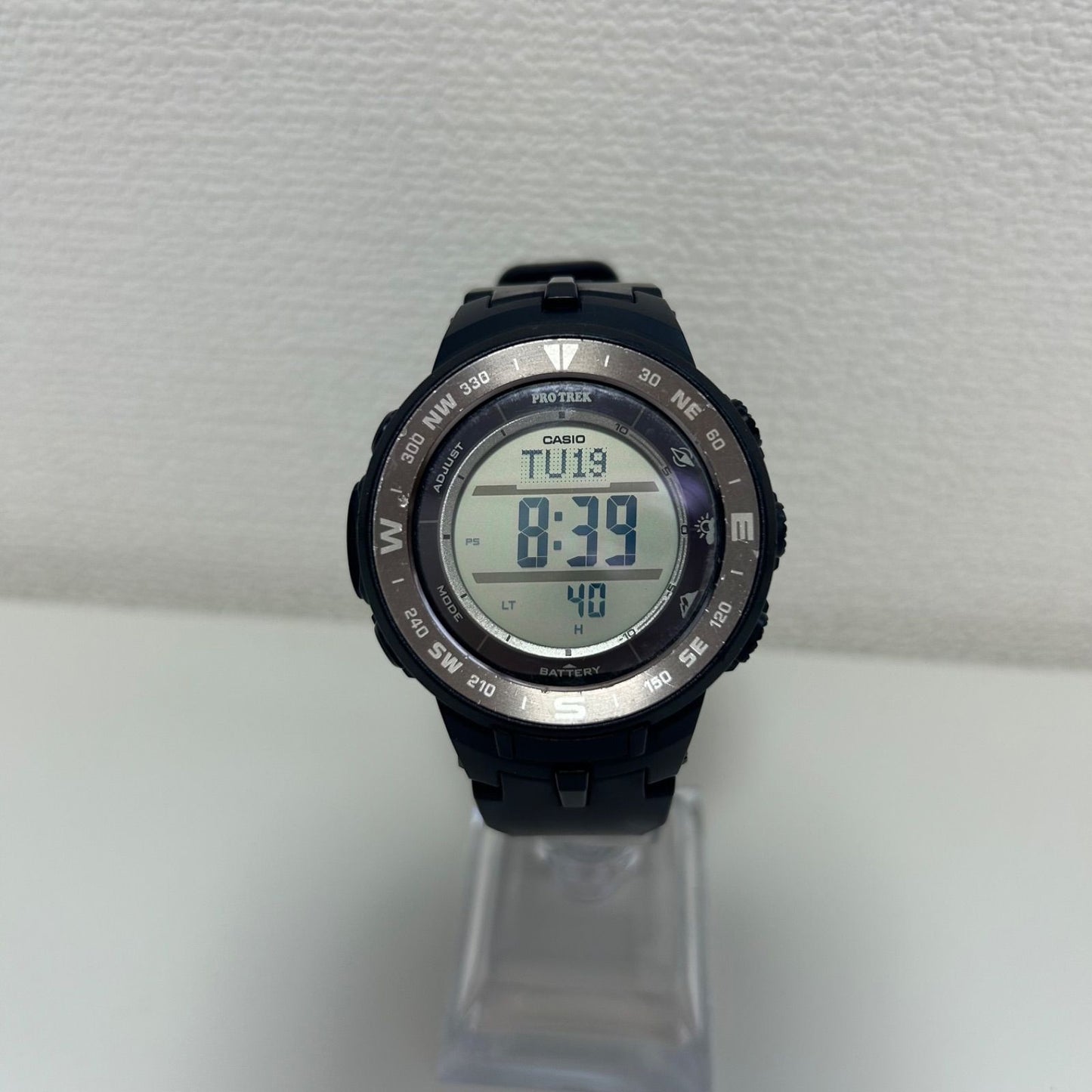 CASIO PRG-330 Solar Men's Watch — Japanese