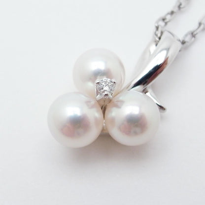 Mikimoto Akoya pearl diamond pendant necklace in white gold with 5.1mm pearls on 40cm chain with inner box