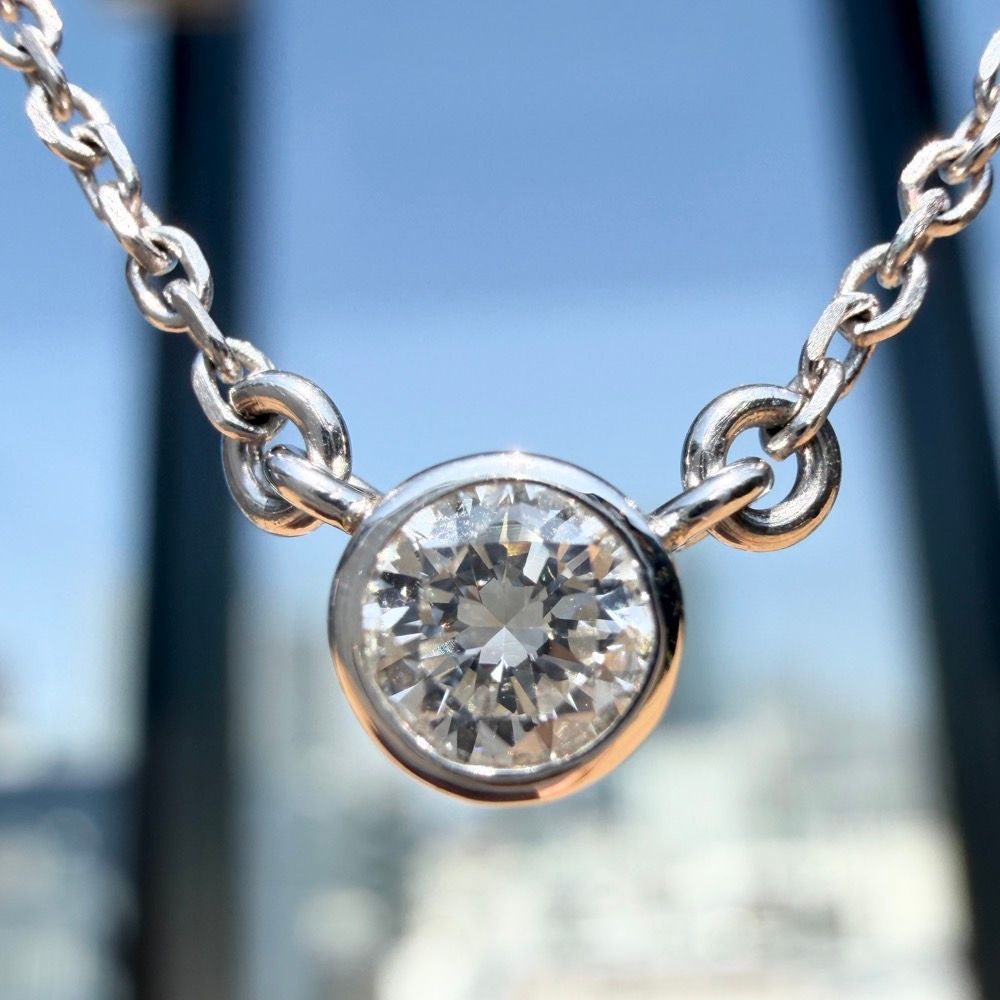 Mikimoto WGK14 0.20ct diamond necklace with 40cm chain displayed with necklace case