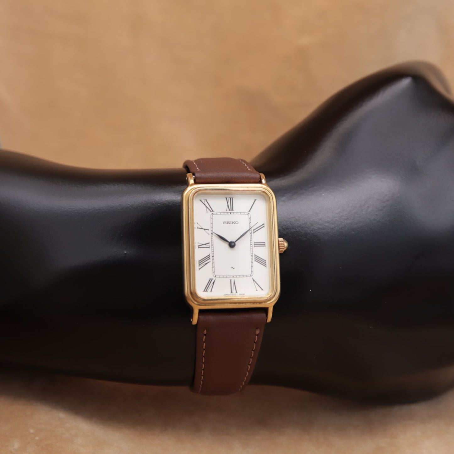 SEIKO 2220-3460 Manual Men's Watch — Japanese