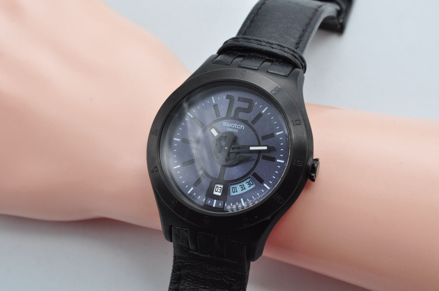swatch SR626SW Quartz Men's — Japanese