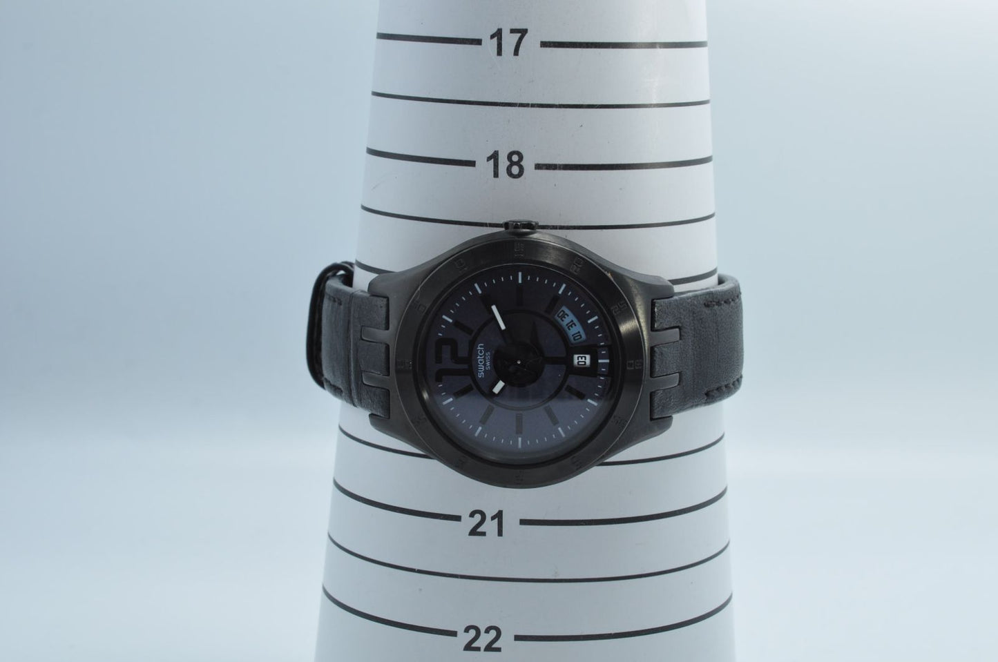swatch SR626SW Quartz Men's — Japanese
