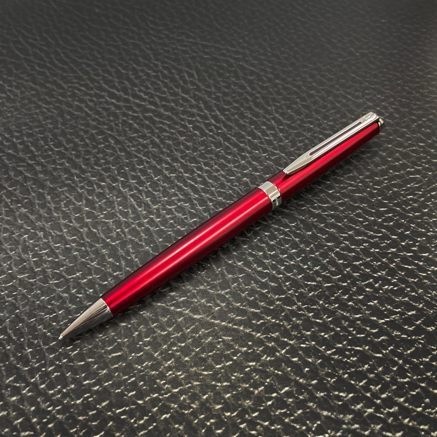Waterman Metropolitan Comet Red CT mechanical pencil 0.5mm with stainless steel lacquer finish and nickel palladium trim