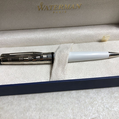 Waterman Expert Deluxe White Ballpoint Pen model 263532061 with sleek white finish and silver accents