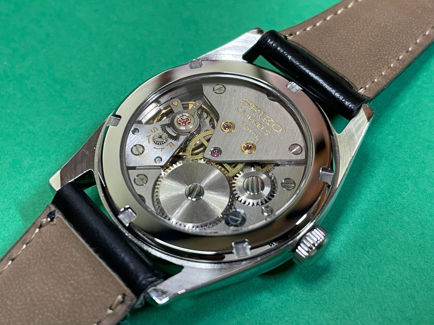 SEIKO 5740-8000 Manual Men's Watch — Japanese