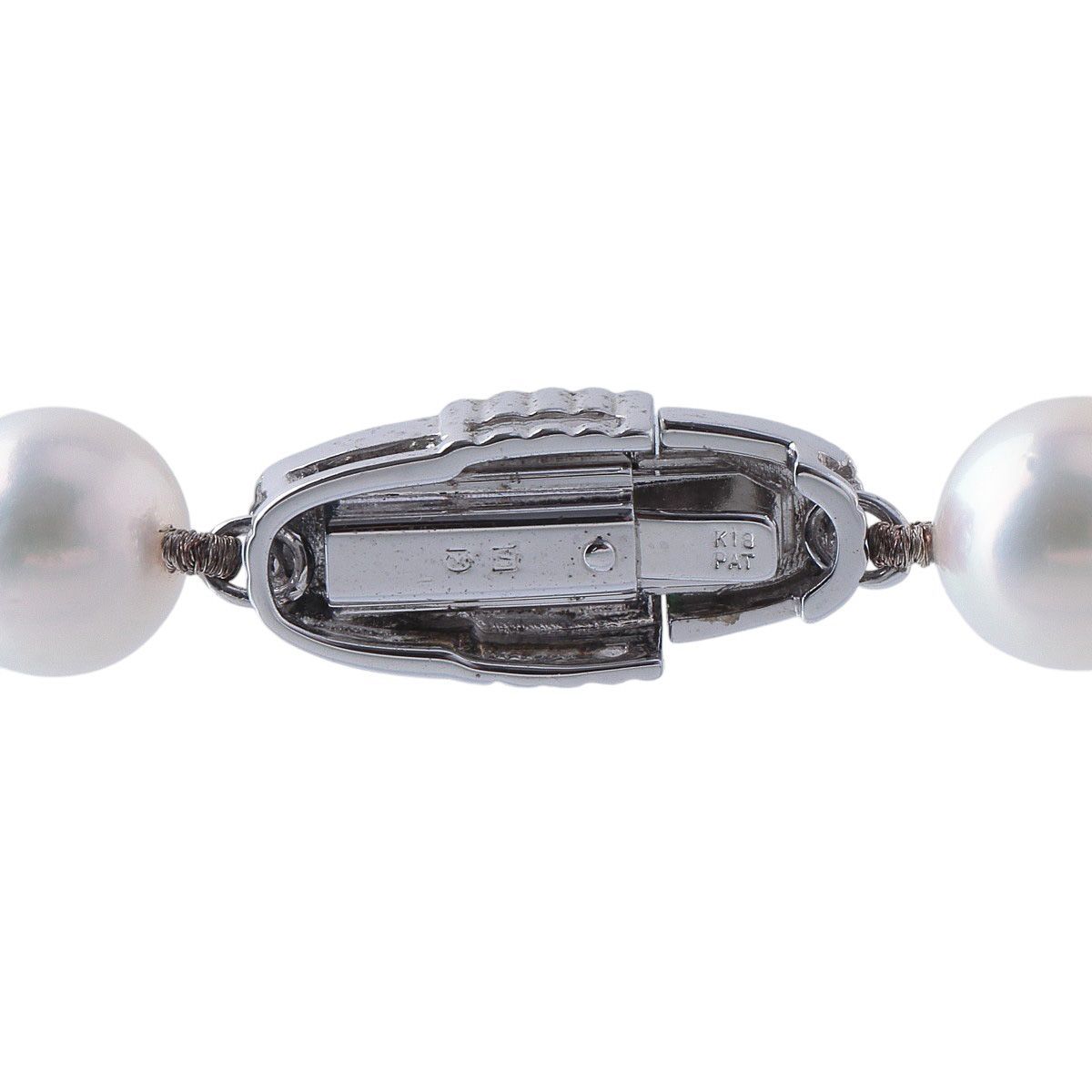 Mikimoto Akoya pearl necklace with 52 pearls sized 7.5-8mm, 43cm length, silver and white gold materials