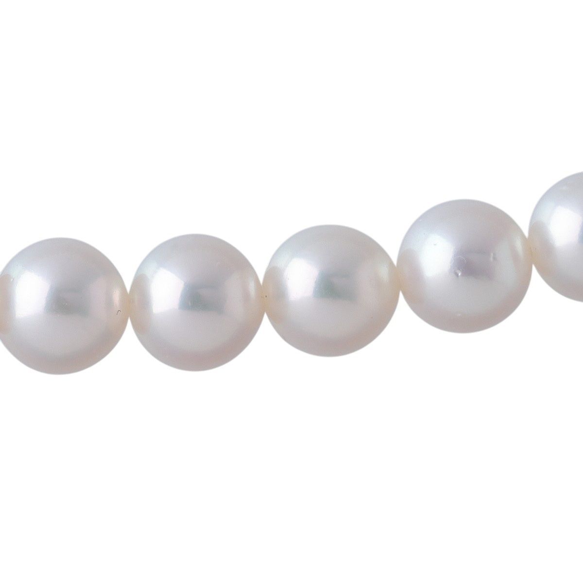 Mikimoto Akoya pearl necklace with 52 pearls sized 7.5-8mm, 43cm length, silver and white gold materials